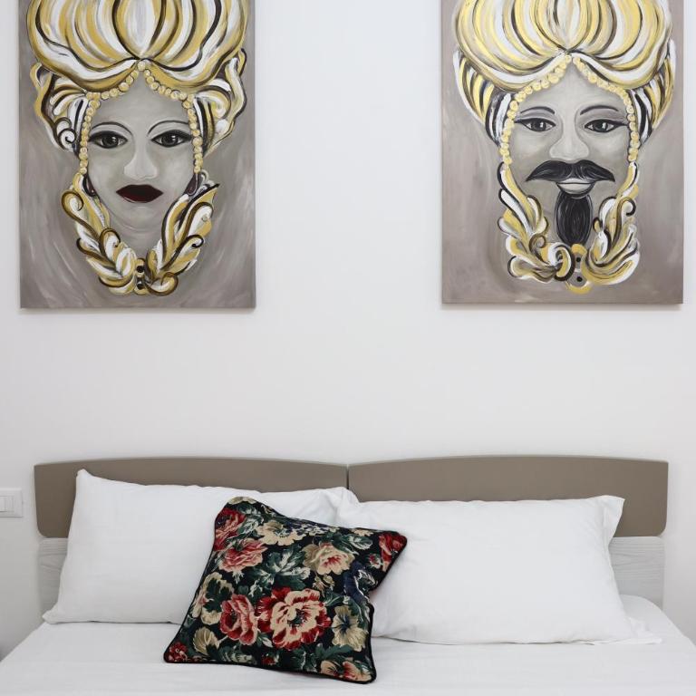 Palermo Mia - Double Room with Private Bathroom - 23