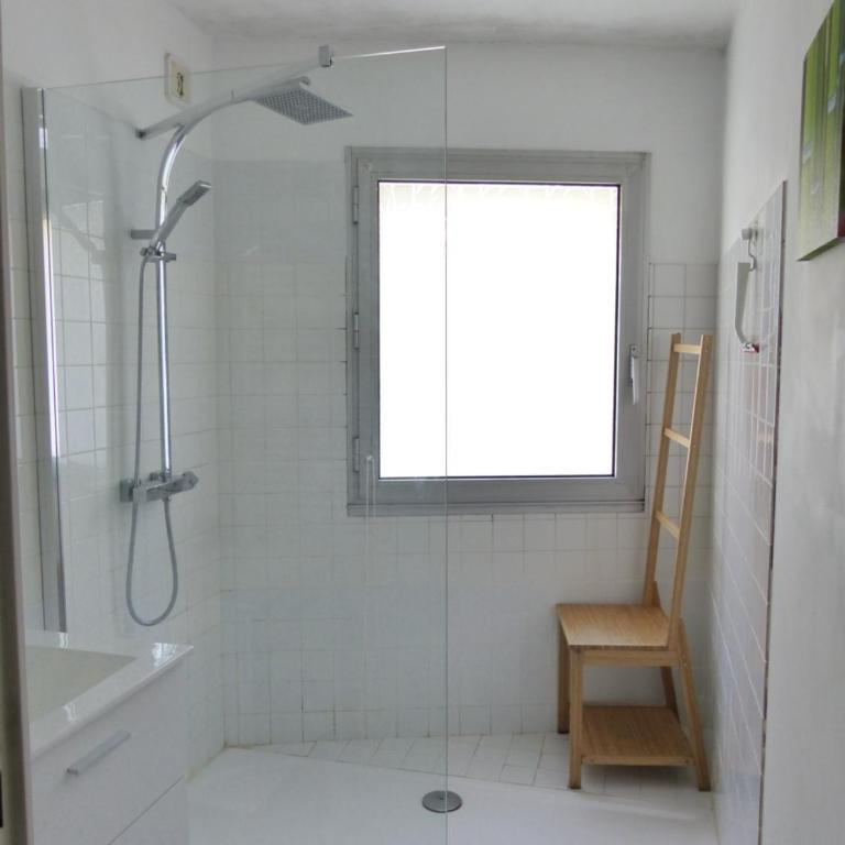 Chézine, T2 au calme avec balcon, 2pers et parking - Appartement 1 Chambre - 4