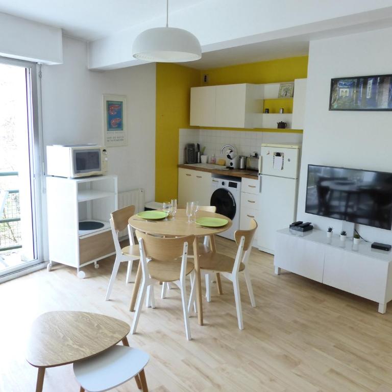 Chézine, T2 au calme avec balcon, 2pers et parking - Appartement 1 Chambre - 1
