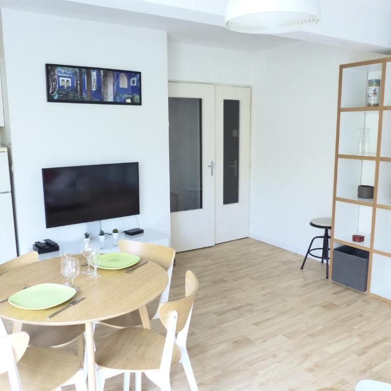 Chézine, T2 au calme avec balcon, 2pers et parking - Appartement 1 Chambre - 8