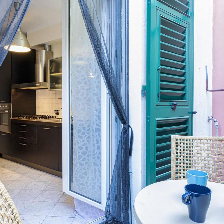 Prione Apartment with Patio by Wonderful Italy - Appartamento - 14
