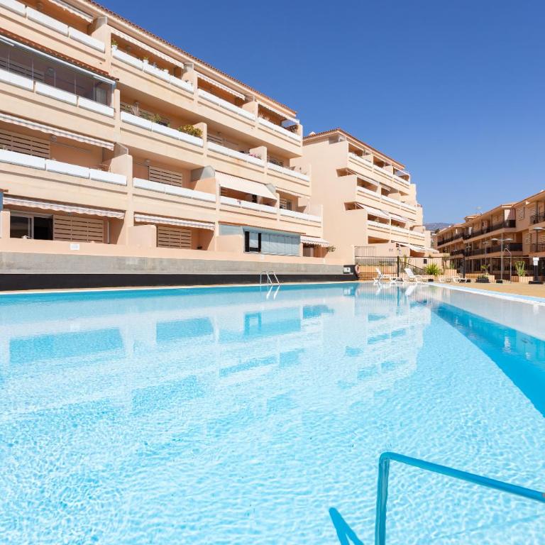 Los Seres , balcón y piscina - Apartamento de 1 dormitorio - 1