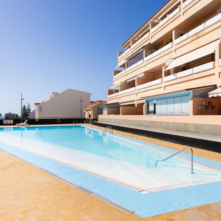 Los Seres , balcón y piscina - Apartamento de 1 dormitorio - 17