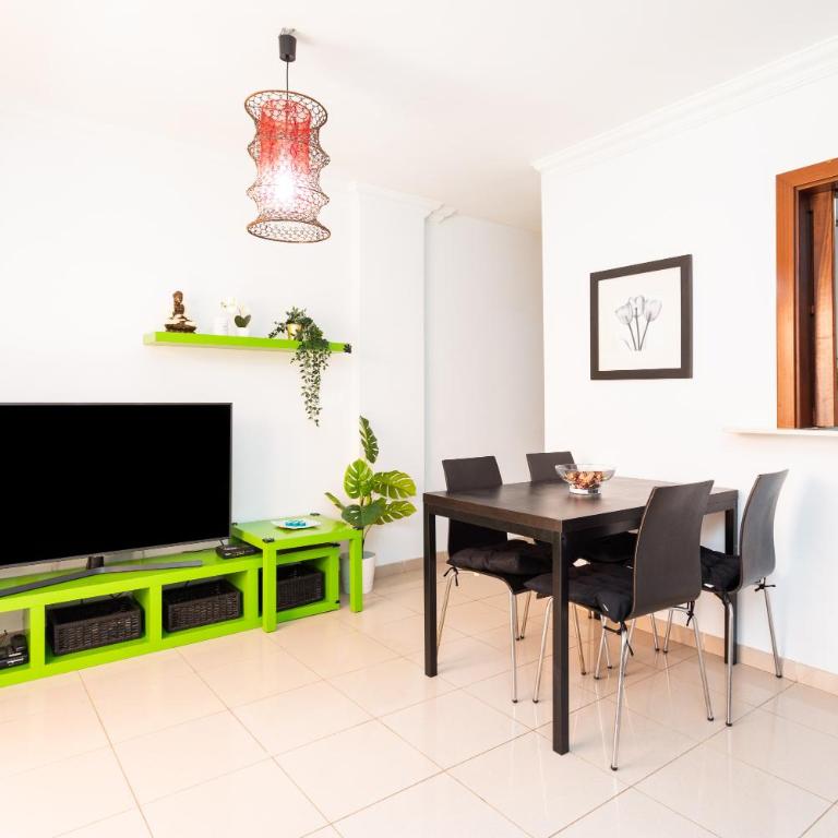 Los Seres , balcón y piscina - Apartamento de 1 dormitorio - 7