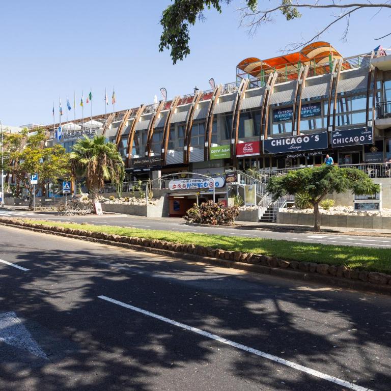 Los Seres , balcón y piscina - Apartamento de 1 dormitorio - 10