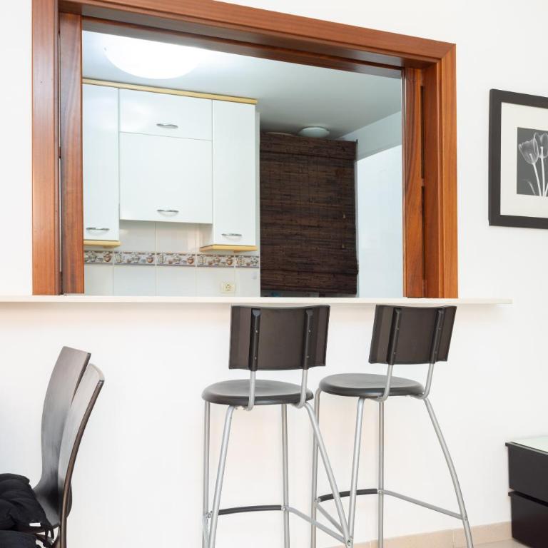 Los Seres , balcón y piscina - Apartamento de 1 dormitorio - 20