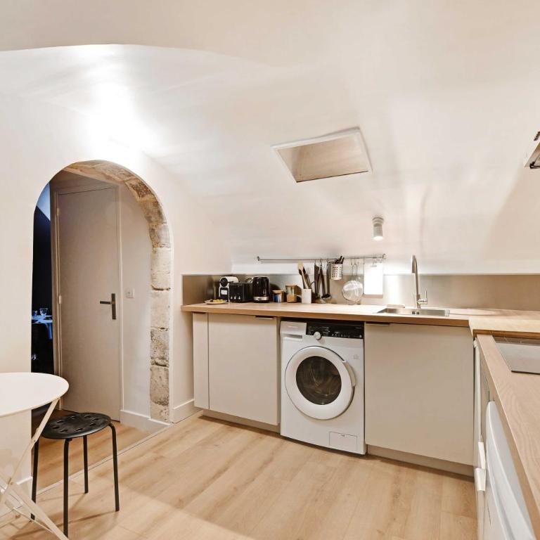 Cozy Appartement - 2BR-4P - Cathédrale de Notre Da - Appartement 1 Chambre - 3