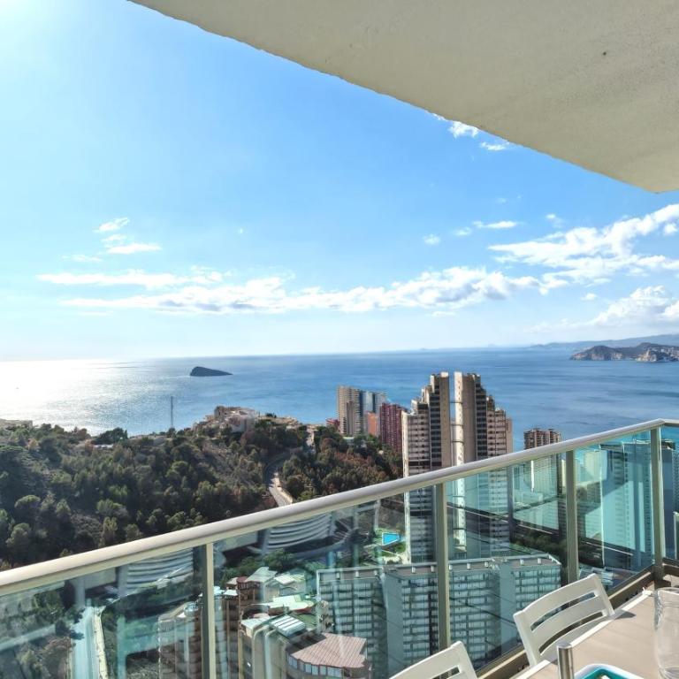 Skyline 31 Terraza privada con vistas al mar - Two-Bedroom Apartment - 17