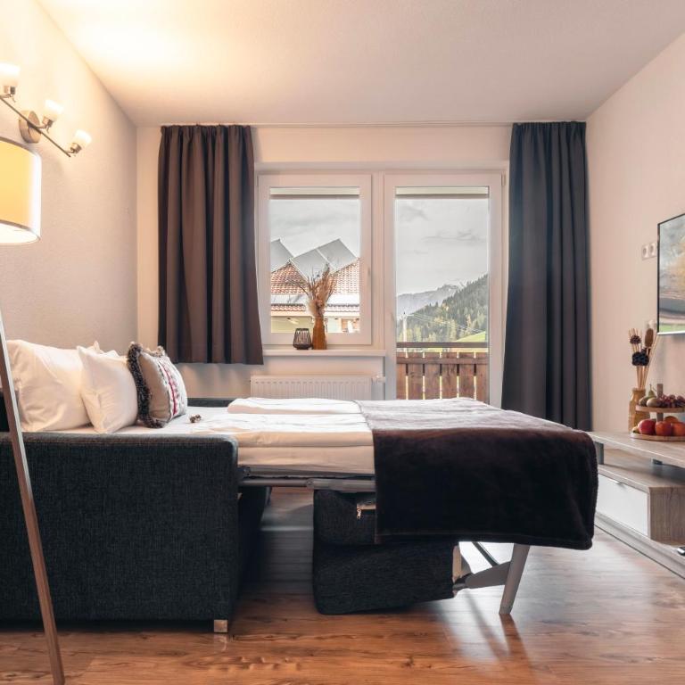 Alpen-Appartements Zürcher - Premium Apartment mit Balkon - 2