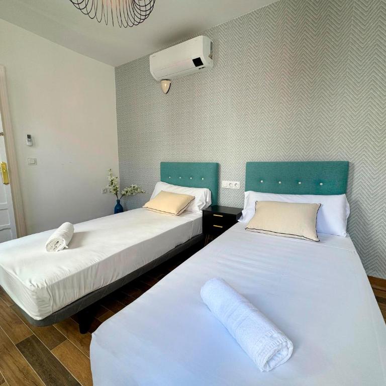 Apartamentos Plaza San Agustín 3000 - Two-Bedroom Apartment - 10
