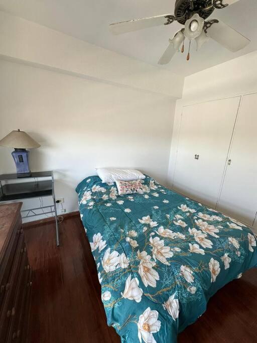 Departamento de 4 ambientes con balcón Amenabar y Pedraza - Apartamento de 3 dormitorios - 10
