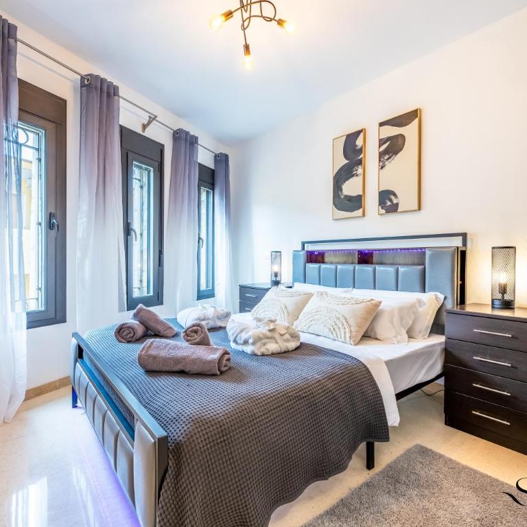 Luxury townhouse with rooftop sauna & Jacuzzi - Casa Vacacional de 3 dormitorios - 12