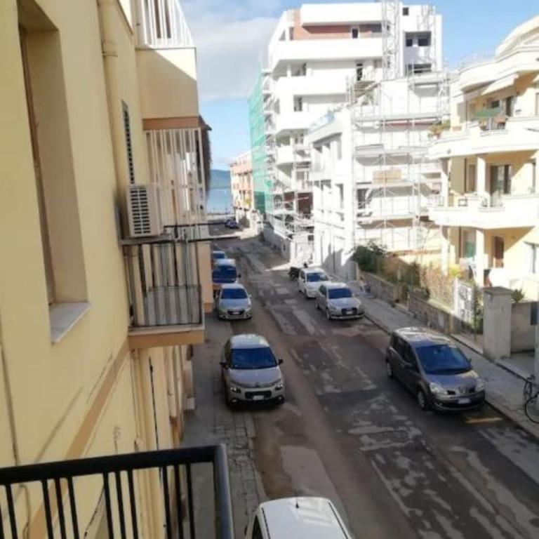 Piera's Apartment in Alghero - Appartamento con 1 Camera da Letto - 2