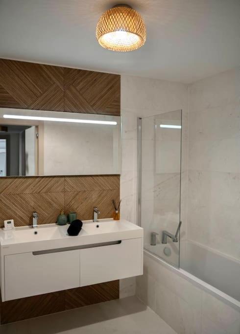 Havre de Paix avec jardin - Cote Azur Ste Maxime - Appartamento con 2 Camere da Letto - 12