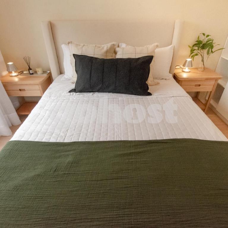 Modern 2 bedroom apt close to Paseo La Galeria - Apartment - 16