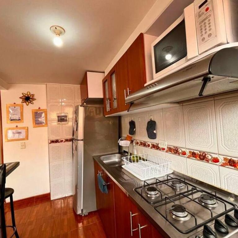 Acogedor Apartamento en zona residencial con vista a la ciudad Wi-Fi 350 Mbps - Apartamento de 3 dormitorios - 25