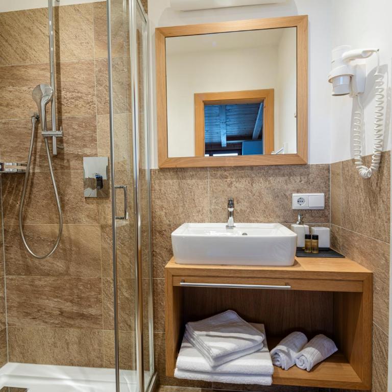 Sule Hof Agriturismo - Appartamento con 2 Camere da Letto e Balcone Esposto a Ovest - 9