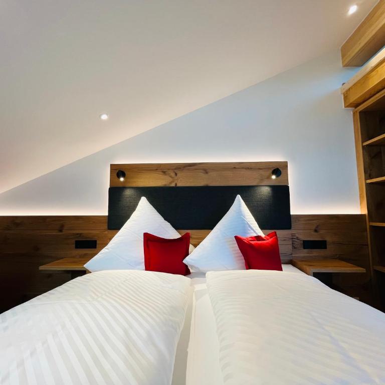 AlpSuites Oberstdorf - Studio mit Kingsize-Bett und Schlafsofa - 2