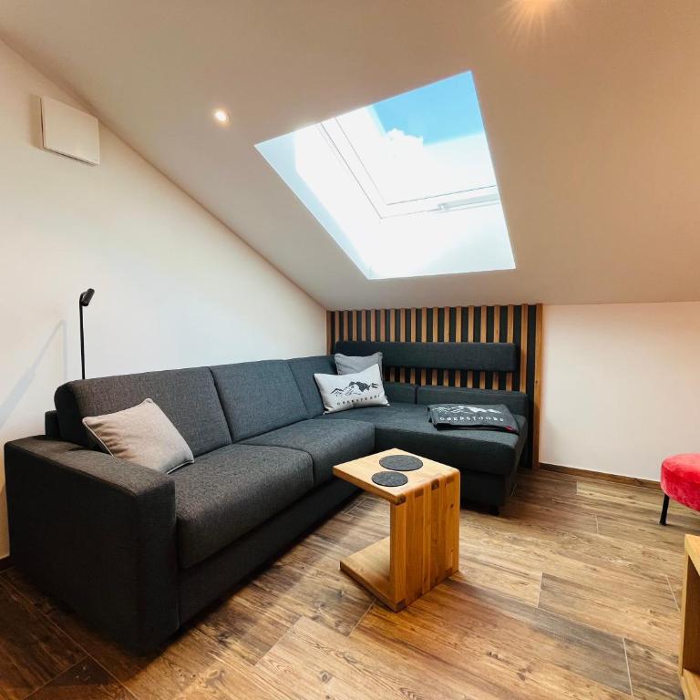 AlpSuites Oberstdorf - Studio mit Kingsize-Bett und Schlafsofa - 5