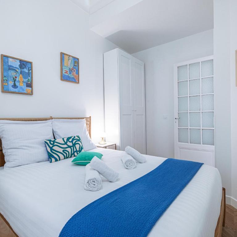 10 AMIRAL 201 - Magnifique apt - 2 chambres - Centre-ville - Appartement 2 Chambres - 3