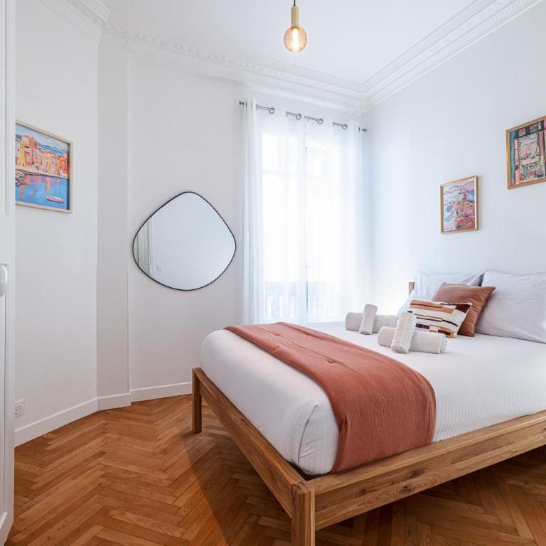10 AMIRAL 201 - Magnifique apt - 2 chambres - Centre-ville - Appartement 2 Chambres - 2