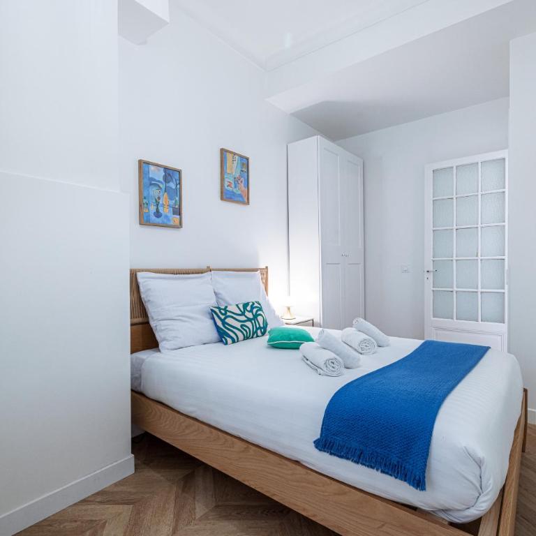 10 AMIRAL 201 - Magnifique apt - 2 chambres - Centre-ville - Appartement 2 Chambres - 11