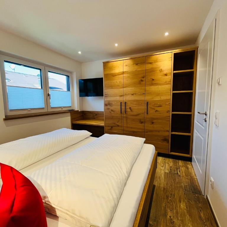 AlpSuites Oberstdorf - Deluxe Suite mit Kingsize-Bett - 7