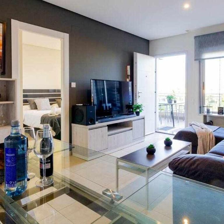 Bungalow Pink Oasis - Two-Bedroom Apartment - 44