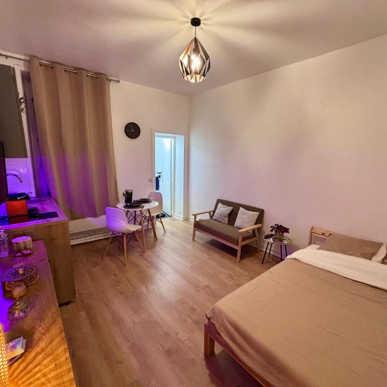 Appart-Lido, appartement cosy à REIMS - Estudio - 7