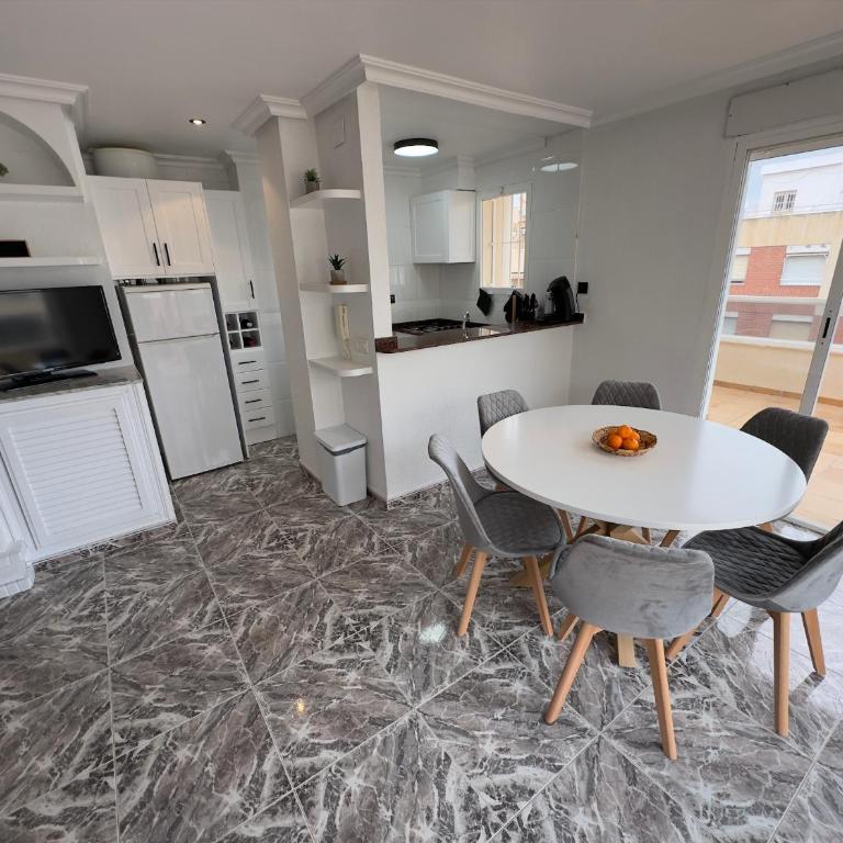 Seaview Penthouse Torrevieja - Apartamento Ático - 10