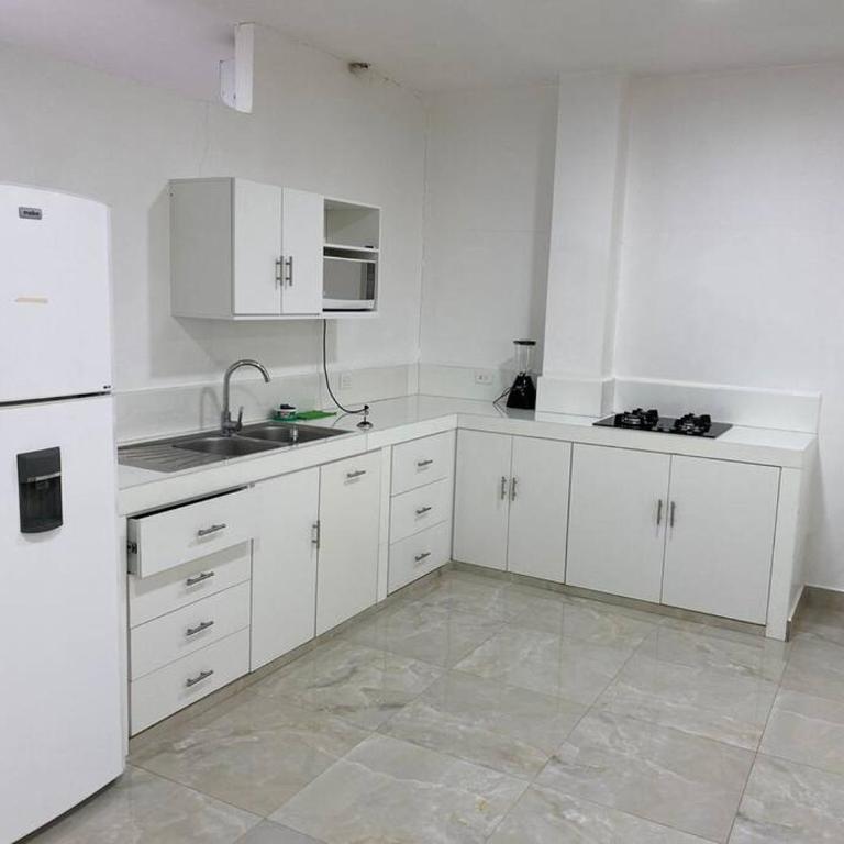Lindo Apartamento Moderno PISO 3 Apartamento # 14 - Apartamento de 2 dormitorios - 2