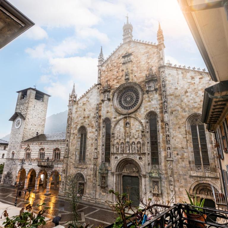 Luxury Historic Home by Como Duomo Sleeps 11 - Appartamento - 1