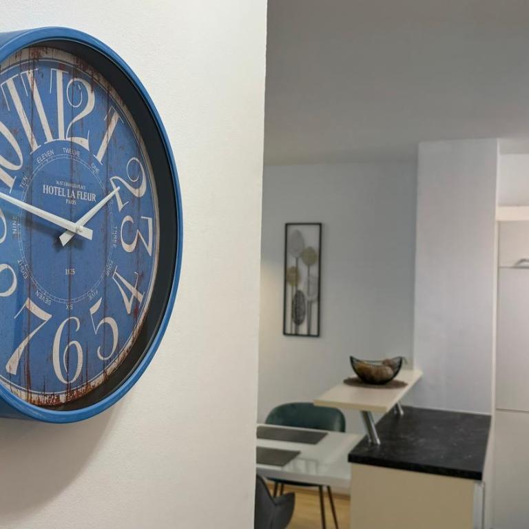 City Apartment Linz 3 Zimmer - Klimaanlage, Großes Sofa, Cafe & WLAN, Selfcheckin, Parkplatz, für 5 Gäste - Apartment mit 3 Schlafzimmern - 17