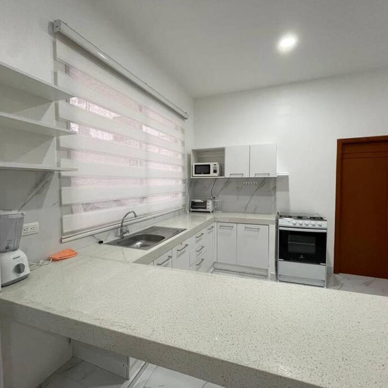 Confortable Apartamento # 2 planta baja - One-Bedroom Apartment - 11