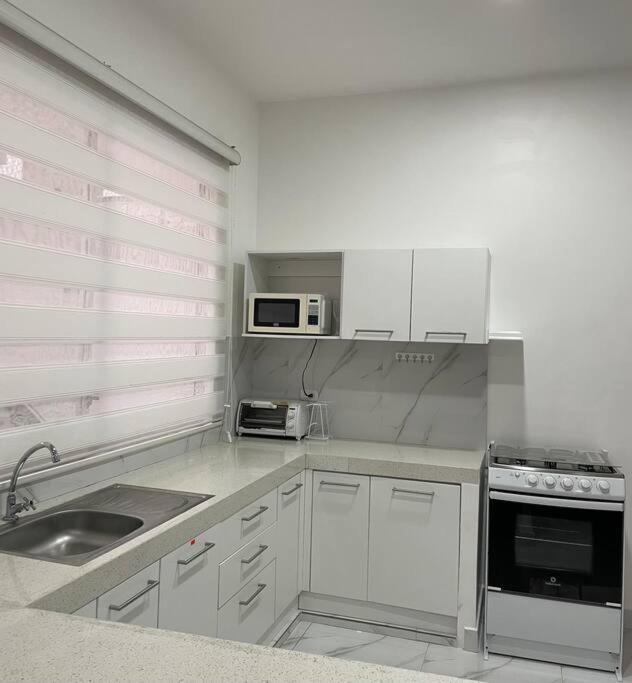 Confortable Apartamento # 2 planta baja - One-Bedroom Apartment - 12