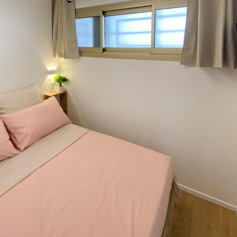 Vue mer & plage directe les pieds dans l'eau - Terrasse ensoleillée - Parking privé - Appartement - 4