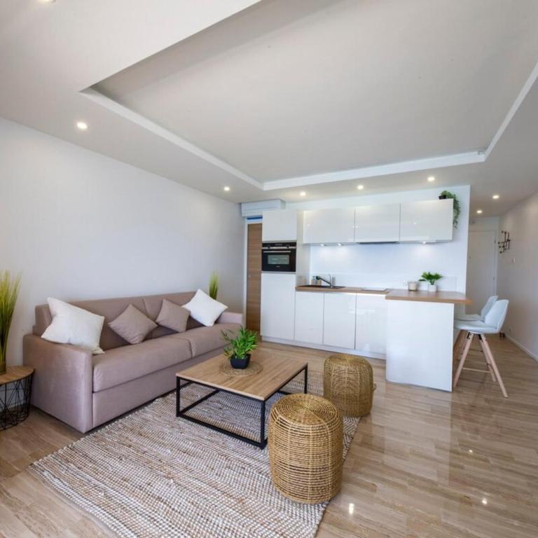 Vue mer & plage directe les pieds dans l'eau - Terrasse ensoleillée - Parking privé - Appartement - 7