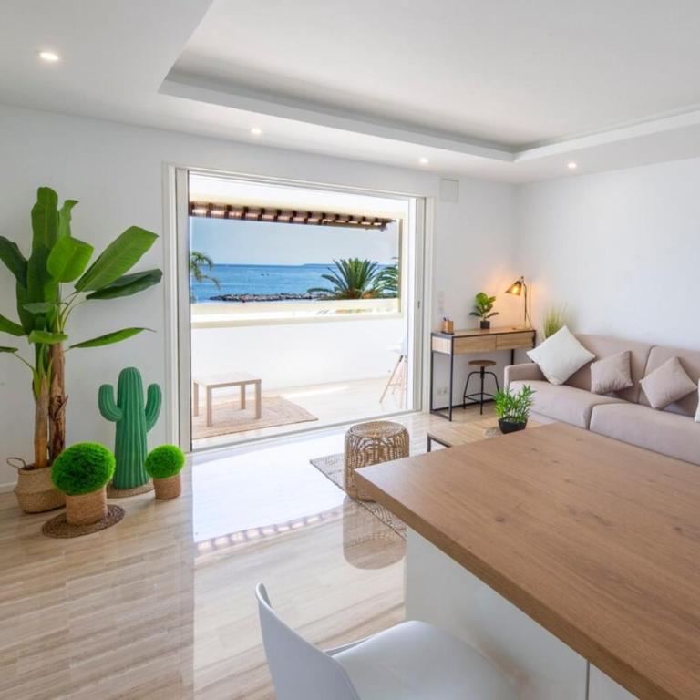 Vue mer & plage directe les pieds dans l'eau - Terrasse ensoleillée - Parking privé - Appartement - 12