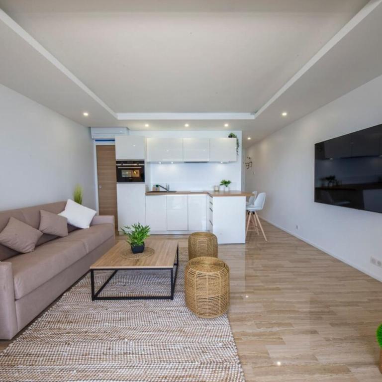Vue mer & plage directe les pieds dans l'eau - Terrasse ensoleillée - Parking privé - Appartement - 14