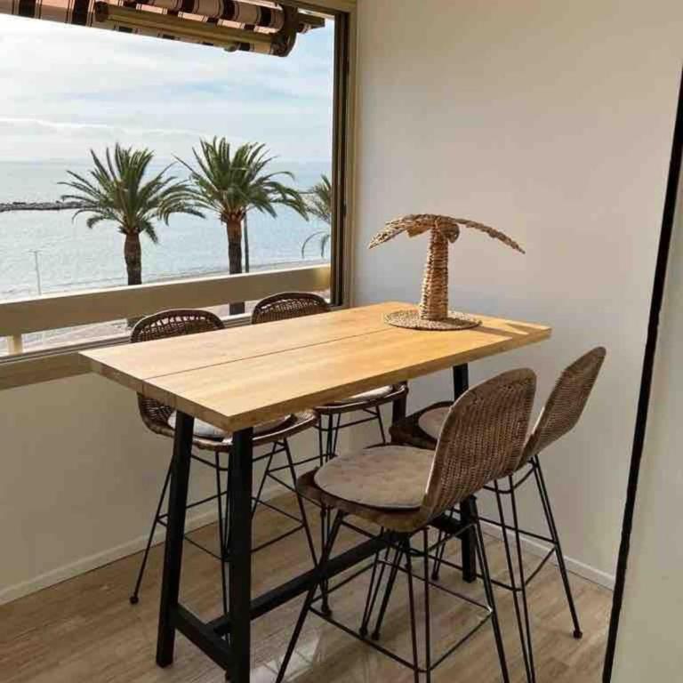 Vue mer & plage directe les pieds dans l'eau - Terrasse ensoleillée - Parking privé - Appartement - 22