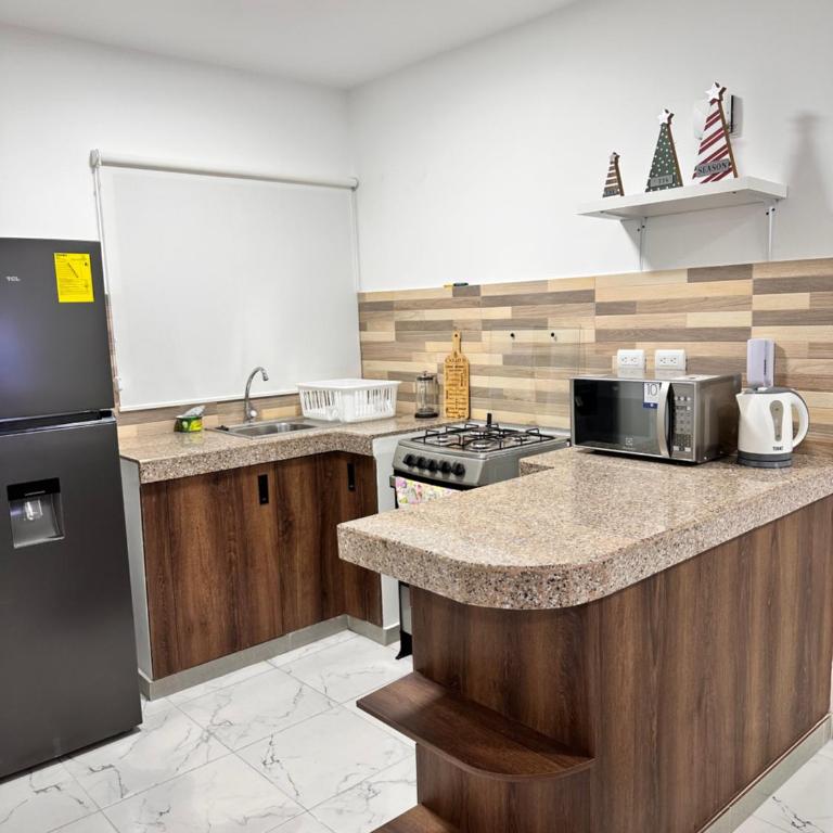 Exclusivo Departamento en vía a la costa, ideal para citas en el consulado - Apartamento de 2 dormitorios - 6