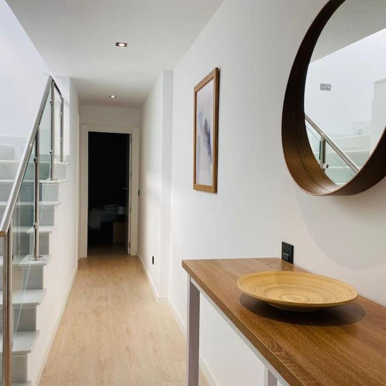 Ático con gran terraza en el centro a 50 metros de la playa - One-Bedroom Apartment - 21