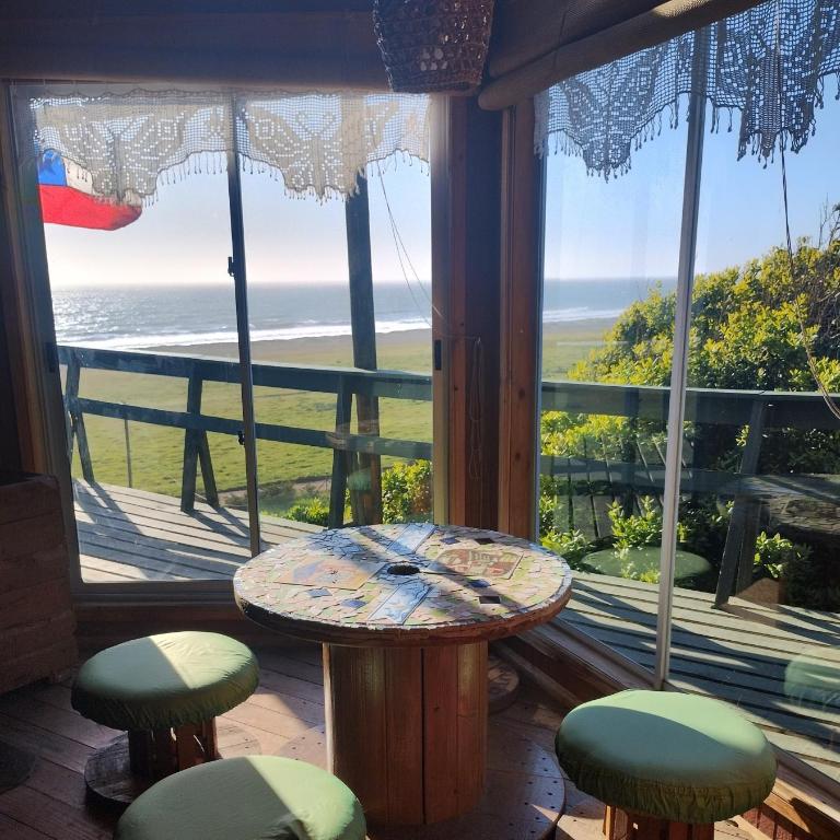 Frente al mar campo y playa - Three-Bedroom House - 4