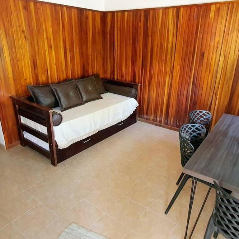 Chalet Céntrico con Pileta - Casa con 1 dormitorio - 13