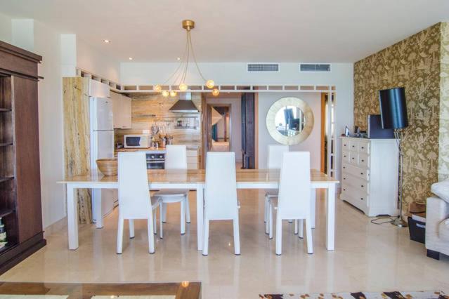 Malaga playa 1ª línea Antonio Banderas - Apartamento de 3 dormitorios - 9