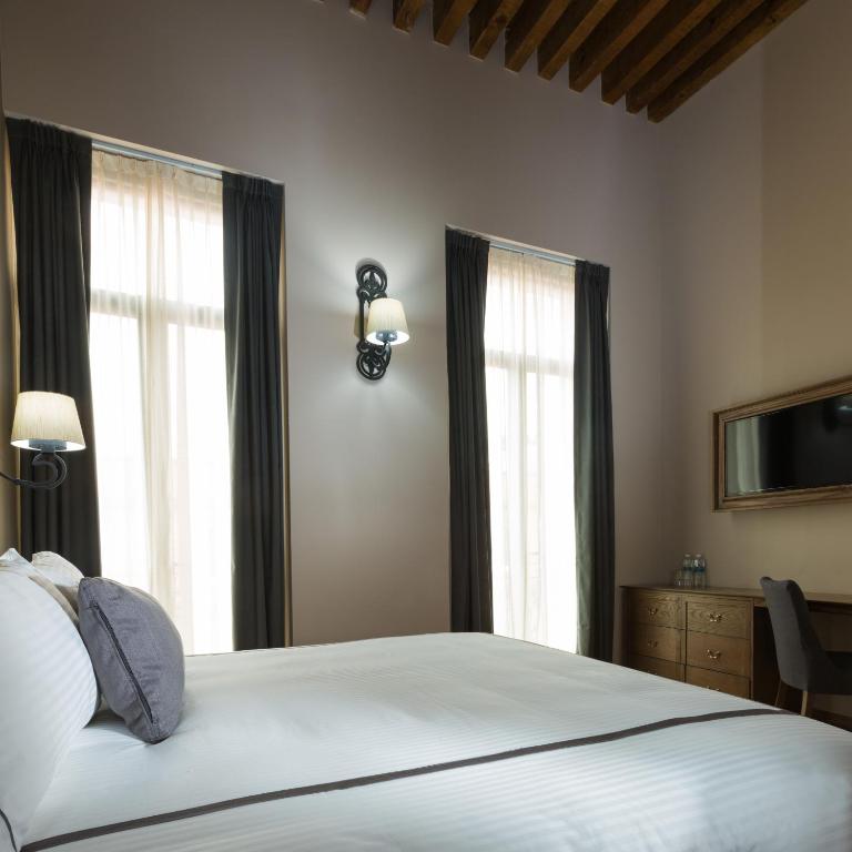 Historico Central Hotel - Double Room with Balcony - 17