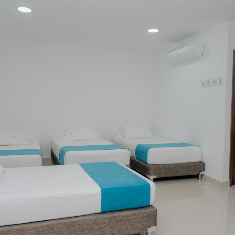 Hotel Aguamarina - Deluxe Family Room - 2