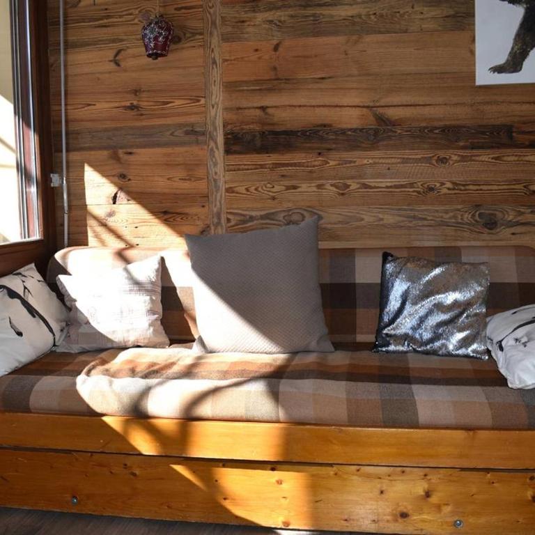 Charmant T2 Cabine Style Chalet, exposé Sud, proche centre et télécabines - Appartement 1 Chambre - 8