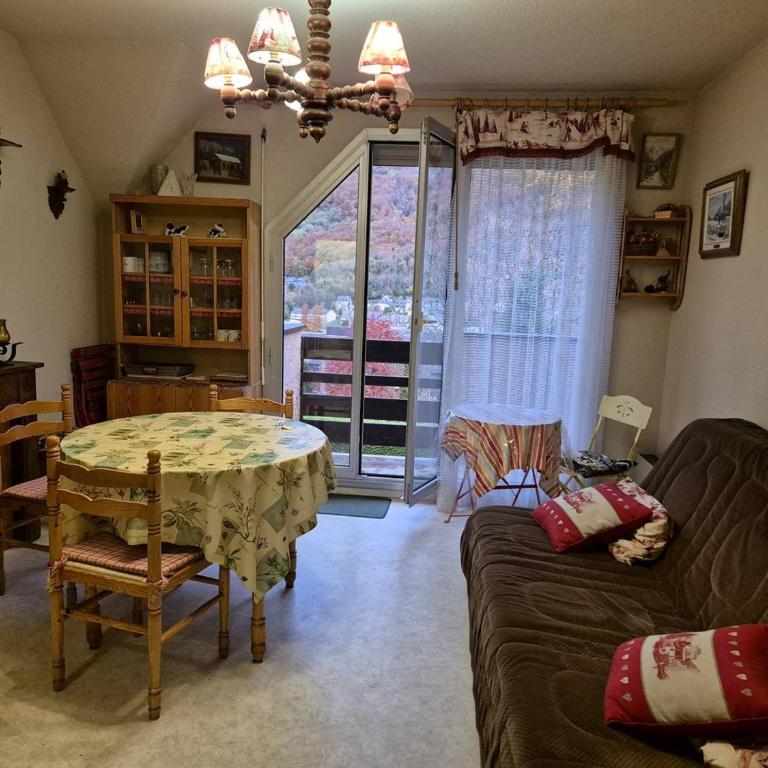 Appartement 4-6 personnes avec parking à Cauterets - FR-1-234-330 - Apartment - 1