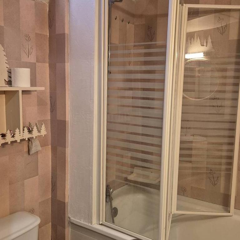 Appartement 4-6 personnes avec parking à Cauterets - FR-1-234-330 - Apartment - 6